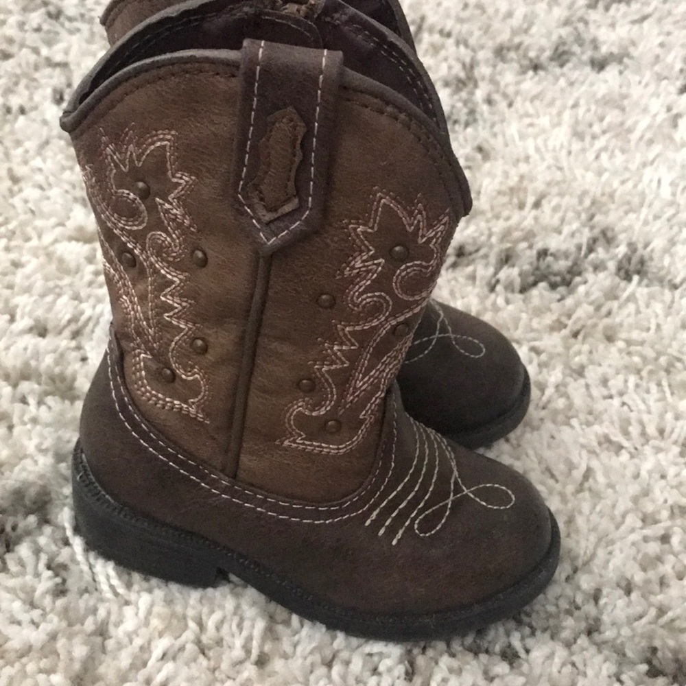 Cherokee girls cowboy boots size 6